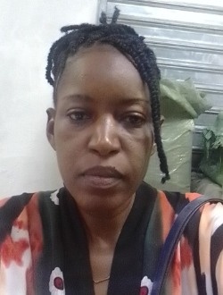 Profil de Lili Diane, une femme célibataire de 43 ans à Douala