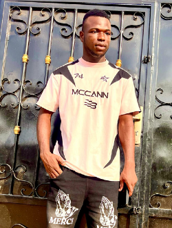 profile picture 0