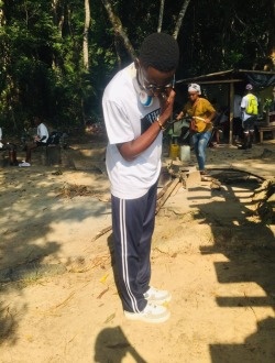 profile picture 0