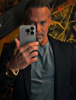 profile picture 0