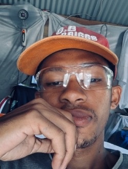 profile picture 0