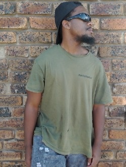 profile picture 0