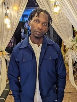 profile picture 0
