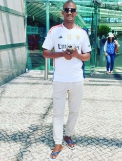 profile picture 0