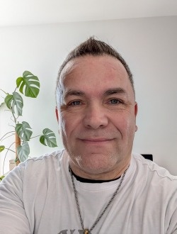 profile picture 0
