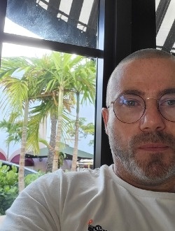 Profil de Paul, un homme célibataire de 52 ans à Dijon