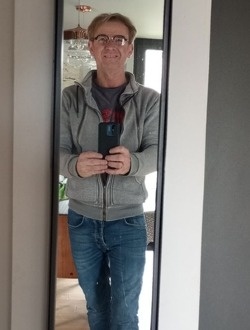 profile picture 0