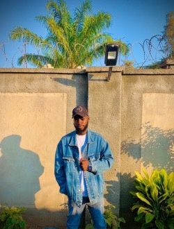 profile picture 0