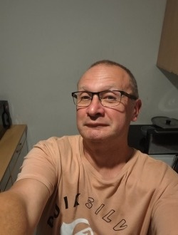 profile picture 0