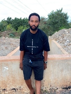 profile picture 0