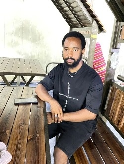 profile picture 0