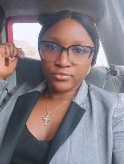 Profil de Dolynn, une femme célibataire de 29 ans à Douala