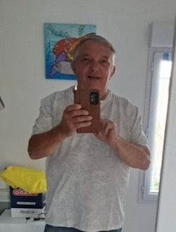 profile picture 0