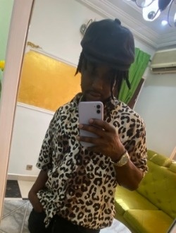 profile picture 0