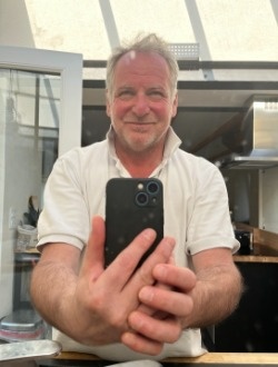 profile picture 0