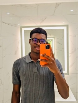profile picture 0