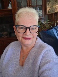 profile picture 0