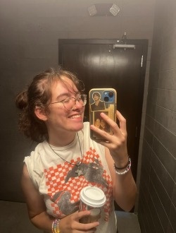 profile picture 0