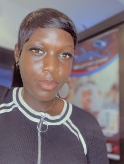Profil de Penielle, une femme célibataire de 27 ans à Douala