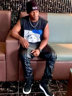 Profil de Joseph, un homme célibataire de 27 ans à Saint-Domingue