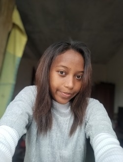 Profil de Daniella Cécile, une femme célibataire de 25 ans à Toamasina