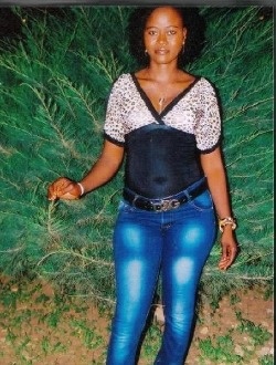 Profil de Denise, une femme célibataire de 44 ans à 1200 Logements