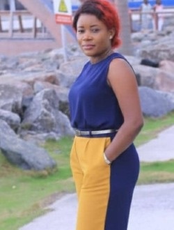 Profil de Léone, une femme célibataire de 40 ans à Abas