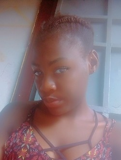 Profil de Marie, une femme célibataire de 24 ans à Yaoundé