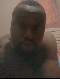 Profil de Edmond, un homme célibataire de 28 ans à Abidjan