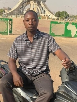 Profil de Justin, un homme célibataire de 28 ans à Ouaga 2000