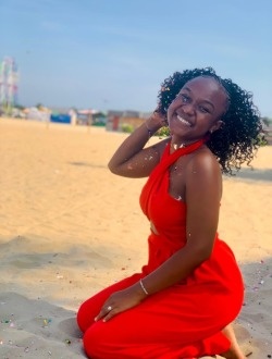 Profil de Femie Yottania, une femme célibataire de 23 ans à Toamasina