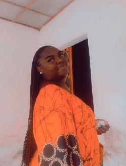 Profil de Catherine, une femme célibataire de 28 ans à Douala