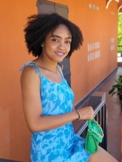 Profil de Angela, une femme célibataire de 27 ans à 1ER Arrondissement