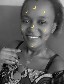 Profil de Stevie, une femme célibataire de 27 ans à Yaoundé