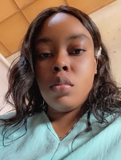 Profil de Maelia, une femme célibataire de 28 ans à Cotonou