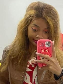 Profil de Leen Nas, une femme célibataire de 24 ans à Mahajanga