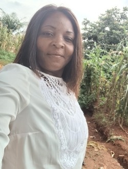 Profil de Pascaline, une femme célibataire de 47 ans à Yaoundé
