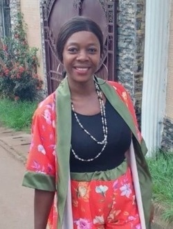 Profil de Anne-Marie, une femme célibataire de 45 ans à Yaoundé