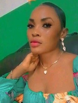 Profil de Gwindoline, une femme célibataire de 32 ans à Douala