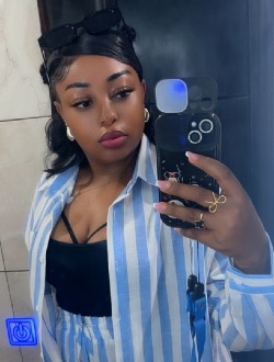 Profil de Fortune, une femme célibataire de 26 ans à Douala