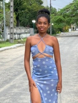 Profil de Sandrine, une femme célibataire de 25 ans à Toamasina