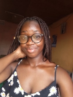 Profil de Franceline, une femme célibataire de 28 ans à Libreville