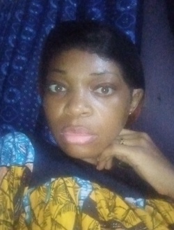 Profil de Divine, une femme célibataire de 38 ans à Douala