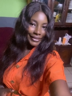 Profil de Ange, une femme célibataire de 30 ans à Douala