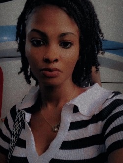 Profil de Marina, une femme célibataire de 21 ans à Petit Abidjan-Youkou