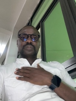 Profil de Laclas, un homme célibataire de 42 ans à Abidjan