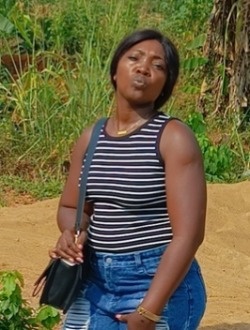 Profil de Clara, une femme célibataire de 31 ans à Yaoundé