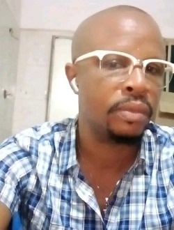 Profil de Mike, un homme célibataire de 45 ans à Bamako