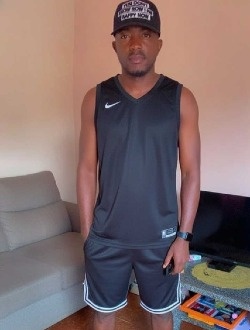 Profil de Brown Bruel, un homme célibataire de 28 ans à Yaoundé