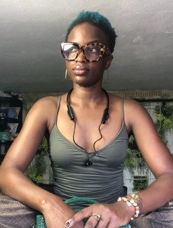 Profil de Sunshine, une femme célibataire de 29 ans à Yaoundé